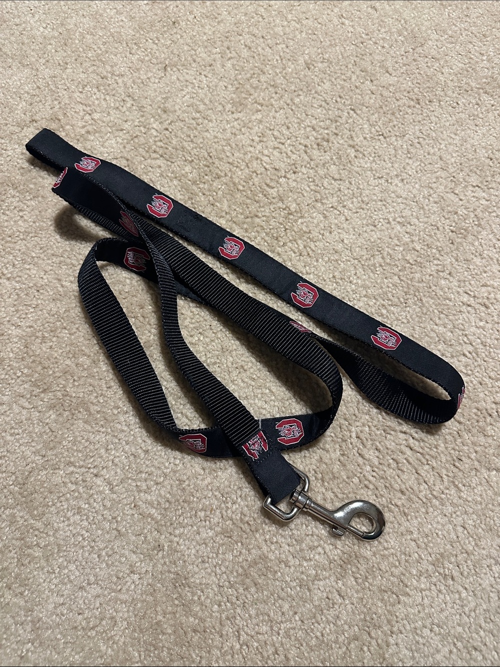 Black Gamecocks Dog Leash - Durable Nylon Lead